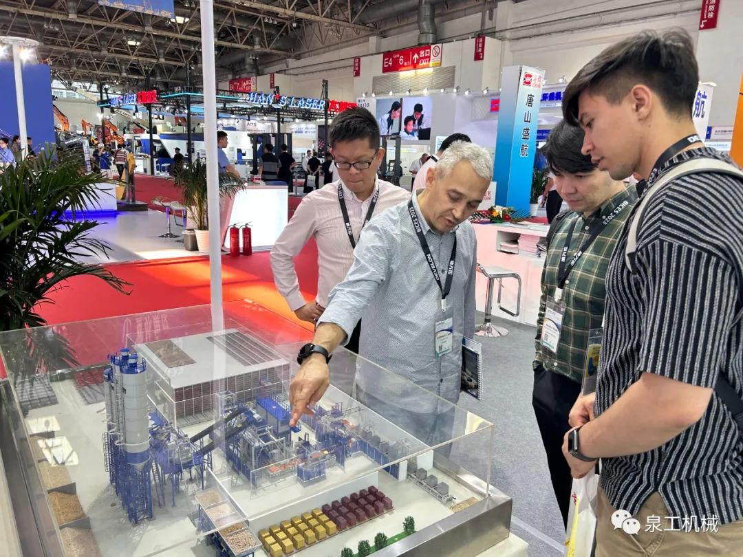 BICES 2023丨綠色裝備，智造未來！泉工股份閃耀北京工程機(jī)械展