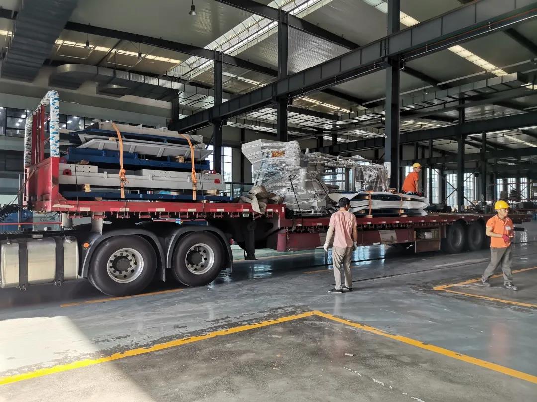 項(xiàng)目發(fā)貨|策尼特ZN900C型全自動(dòng)砌塊成型機(jī)生產(chǎn)線發(fā)貨吉林，助力市政建設(shè)！