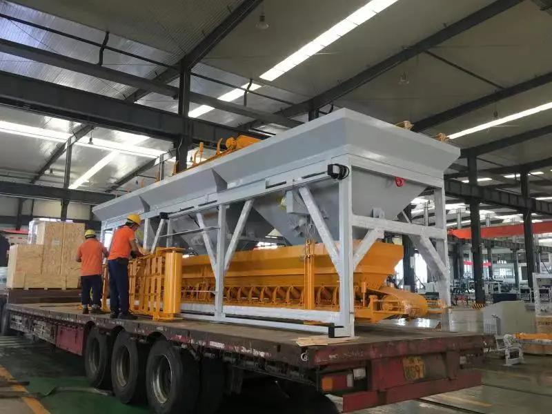 項目發(fā)貨|泉工QT10全自動砌塊成型機生產線發(fā)貨湖南，助力固廢綜合利用！