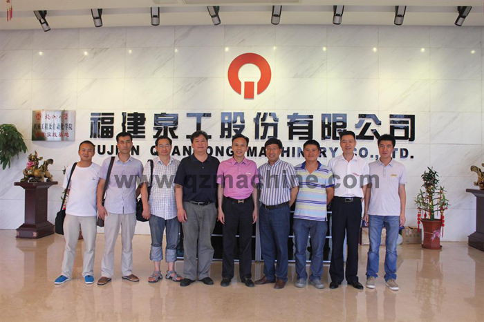 云南墻改辦楊主任一行來(lái)泉工參觀考察