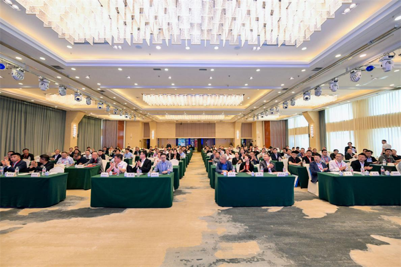 泉工股份出席2025全國(guó)混凝土行業(yè)創(chuàng)新發(fā)展與廢棄物資源再生技術(shù)交流大會(huì) 共探行業(yè)綠色轉(zhuǎn)型之路